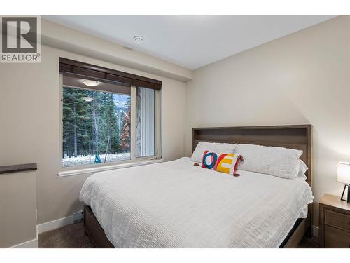5050 Valley Drive Unit# 5, Sun Peaks, BC - Indoor Photo Showing Bedroom