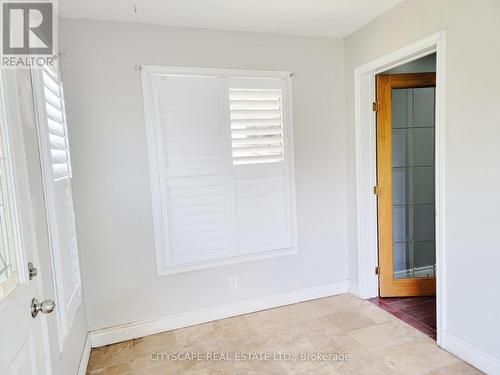 Entrance Foyer - 34 Robinson Avenue, Kawartha Lakes, ON - Indoor Photo Showing Other Room