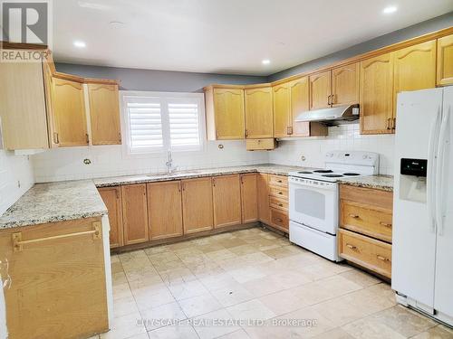 Kitchen - 34 Robinson Avenue, Kawartha Lakes, ON - Indoor Photo Showing Kitchen With Double Sink