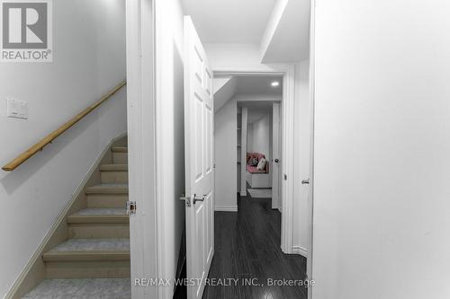 721 Acadia Drive, Hamilton, ON - Indoor Photo Showing Other Room