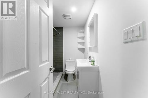 721 Acadia Drive, Hamilton, ON -  Photo Showing Other Room