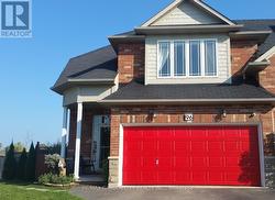 96 BENZIGER LANE  Hamilton, ON L8E 6G5
