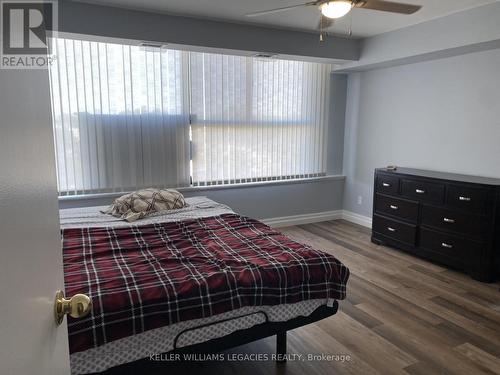Primary Bedroom - 402 - 7 Gale Crescent, St. Catharines, ON - Indoor Photo Showing Bedroom