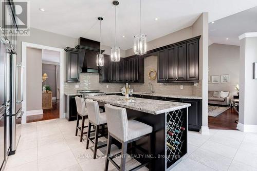 2462 No 2 Side Road, Burlington, ON - Indoor