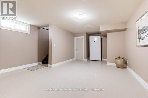 2462 No 2 Side Road, Burlington, ON - Indoor Photo Showing Other Room