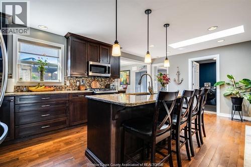 1631 Cherrywood Drive, Lakeshore, ON - Indoor Photo Showing Kitchen With Upgraded Kitchen