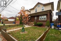 1161 Elm  Windsor, ON N9A 3J1
