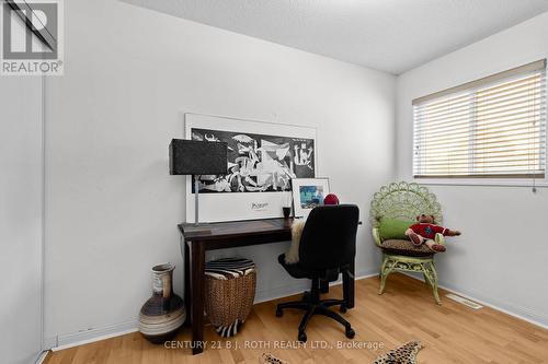 359 Ferndale Drive S, Barrie, ON - Indoor