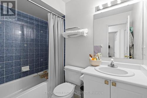 359 Ferndale Drive S, Barrie, ON - Indoor Photo Showing Bathroom
