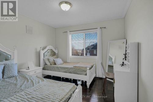 70 Maldives Crescent, Brampton, ON - Indoor Photo Showing Bedroom