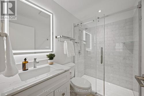 Main Bathroom - 208 - 2228 Trafalgar Street, London East (East I), ON - Indoor Photo Showing Bathroom