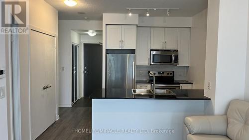 1703 - 4070 Confederation Parkway, Mississauga, ON - Indoor Photo Showing Kitchen With Stainless Steel Kitchen With Upgraded Kitchen