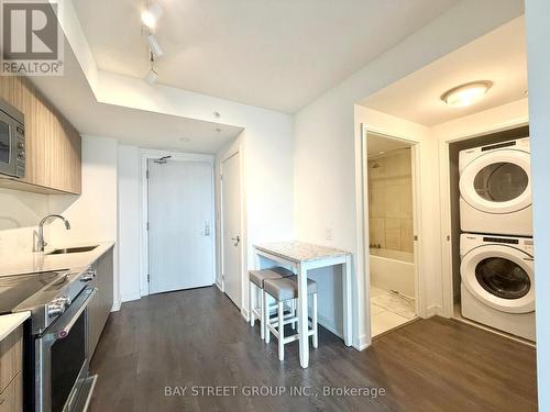 1609 - 30 Samuel Wood Way, Toronto, ON - Indoor