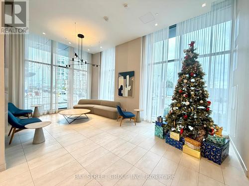 1609 - 30 Samuel Wood Way, Toronto, ON - Indoor Photo Showing Other Room