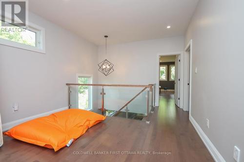 165 Wesley Avenue, Ottawa, ON - Indoor Photo Showing Other Room