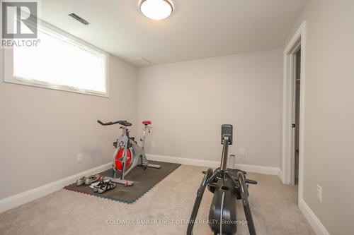 165 Wesley Avenue, Ottawa, ON - Indoor Photo Showing Gym Room