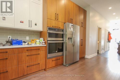 165 Wesley Avenue, Ottawa, ON - Indoor Photo Showing Kitchen