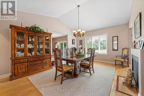 5 Beechwood Crescent, Pelham (Fonthill), ON - Indoor Photo Showing Dining Room With Fireplace