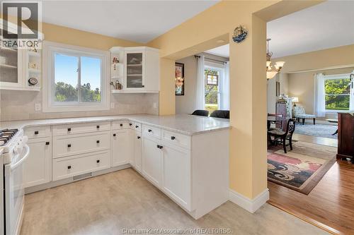7931 Grande River Line, Chatham-Kent, ON - Indoor Photo Showing Kitchen