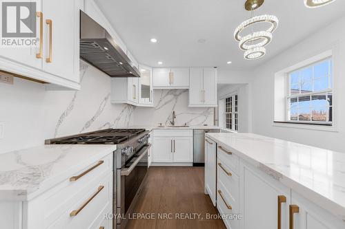 14554 Niagara River Parkway, Niagara-On-The-Lake (Queenston), ON - Indoor Photo Showing Kitchen With Upgraded Kitchen