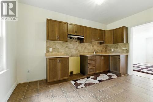 22 Worsley Road, Hamilton, ON - Indoor Photo Showing Kitchen