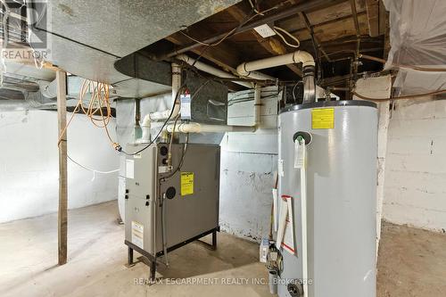 22 Worsley Road, Hamilton, ON - Indoor Photo Showing Basement