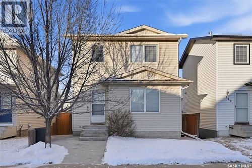 154 Blakeney CRESCENT  Saskatoon, SK S7L 7N4