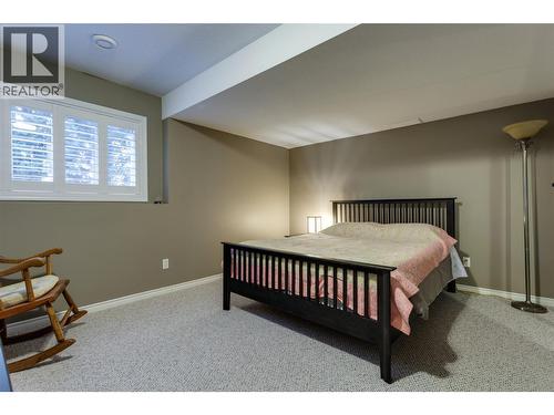 2524 Quail Lane, Kelowna, BC - Indoor Photo Showing Bedroom