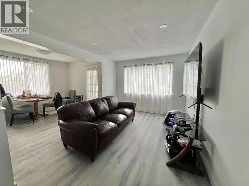1532 E 8Th Avenue, Prince Rupert, BC - Indoor Photo Showing Living Room