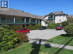 301-5701 WILLOW AVE  Powell River, BC V8A 5S6