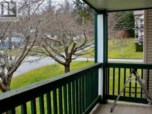 301-5701 Willow Ave, Powell River, BC - Outdoor