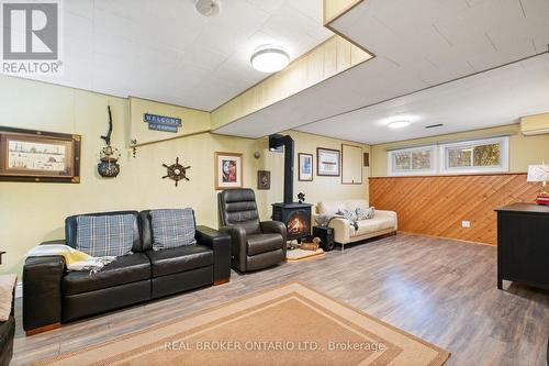 6891 Shelter Bay Road, Mississauga, ON - Indoor