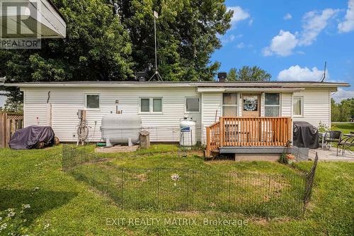 870 Concession 1 Road, Alfred And Plantagenet, ON - Outdoor With Deck Patio Veranda