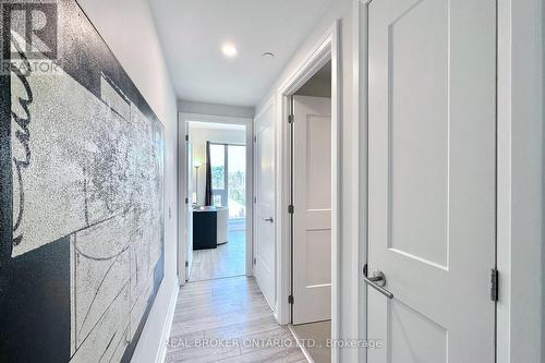 518 - 21 Park Street E, Mississauga, ON - Indoor Photo Showing Other Room