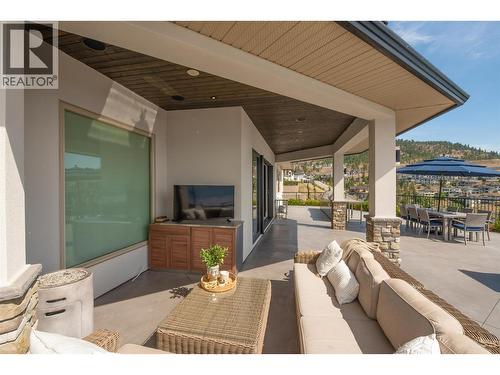 1520 Vineyard Drive, West Kelowna, BC - Outdoor With Exterior