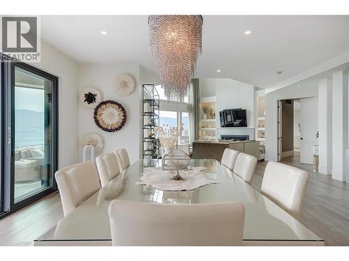 1520 Vineyard Drive, West Kelowna, BC - Indoor Photo Showing Dining Room