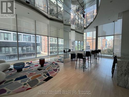 420 - 251 Jarvis Street, Toronto, ON - Indoor Photo Showing Other Room