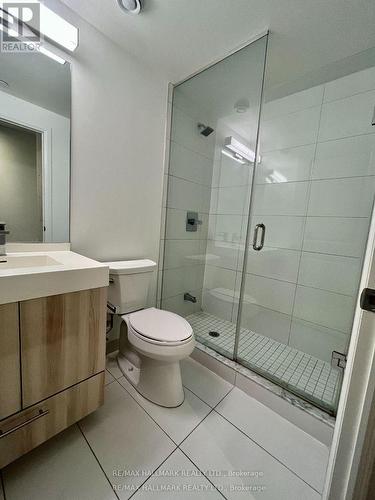 420 - 251 Jarvis Street, Toronto, ON - Indoor Photo Showing Bathroom