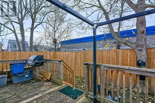 173 Adelaide Street N, London East (East K), ON - Outdoor With Deck Patio Veranda