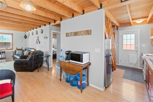 1129 Fifth Ave, Ucluelet, BC 