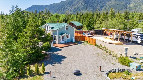1129 Fifth Ave, Ucluelet, BC 