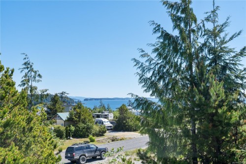 1129 Fifth Ave, Ucluelet, BC 