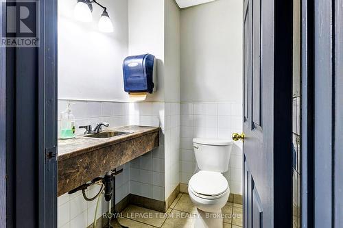 6594 Fourth Line Road, Ottawa, ON 