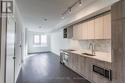 1203 - 2020 BATHURST STREET  Toronto, ON M5P 0A6