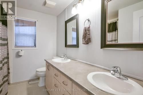 5 Black Cherry Crescent, Barrie, ON - Indoor Photo Showing Bathroom