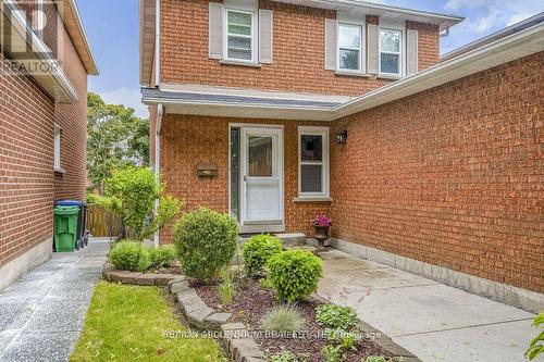 3009 Olympus Mews, Mississauga, ON - Outdoor With Exterior