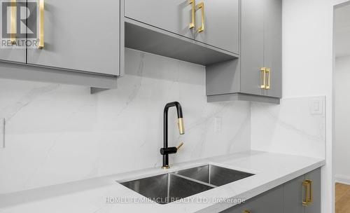 2605 - 18 Knightsbridge Road, Brampton, ON - Indoor Photo Showing Kitchen With Double Sink