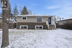 749 Royal STREET  Regina, SK S4T 4Z3