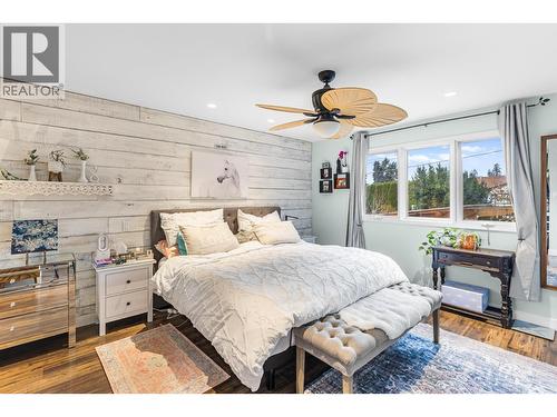 848 Liban Court, Kelowna, BC - Indoor Photo Showing Bedroom