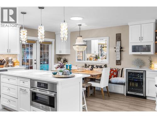 848 Liban Court, Kelowna, BC - Indoor Photo Showing Kitchen With Upgraded Kitchen